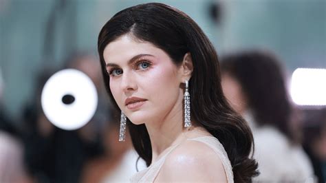 alexandra daddario nuda|Alexandra Daddario has posted a nude photo on Instagram.